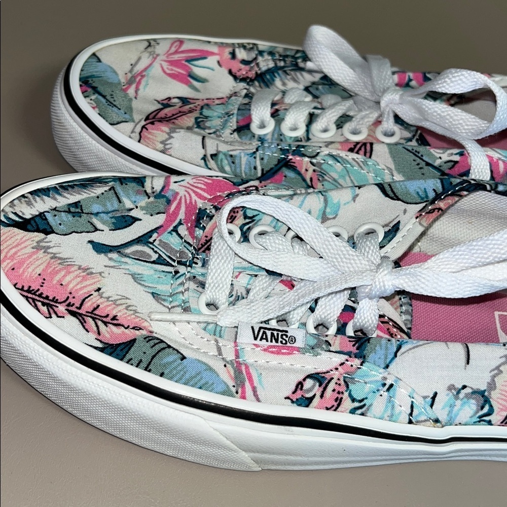 Vans Canvas Shoes Women’s Feathers Print Tropical White | size 8 - Picture 3 of 8